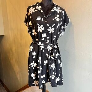NWT XXL Popsugar Black and White Floral belted dress